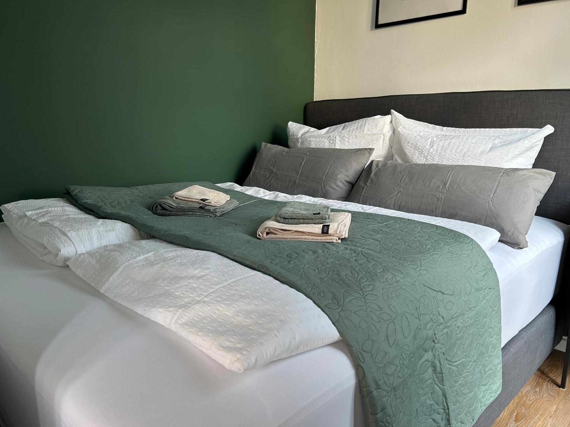 Апартаменти Micasa Ol - Modernes Penthouse - Stellplatz - Kueche - Wlan - Dachterrasse Ольденбург Екстер'єр фото
