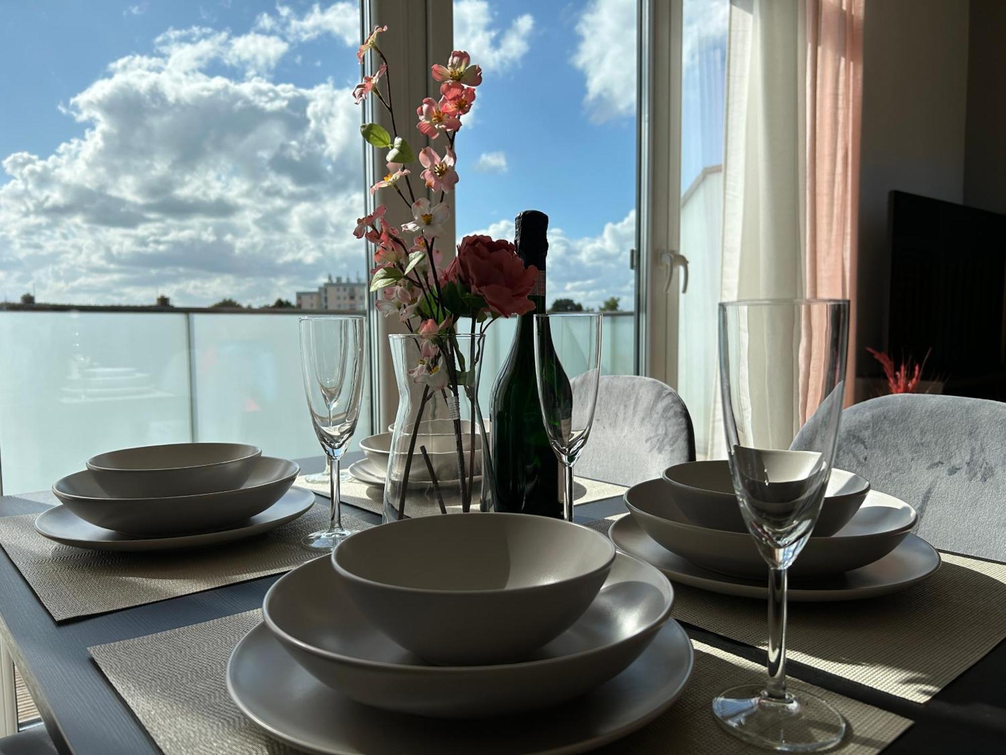 Апартаменти Micasa Ol - Modernes Penthouse - Stellplatz - Kueche - Wlan - Dachterrasse Ольденбург Екстер'єр фото