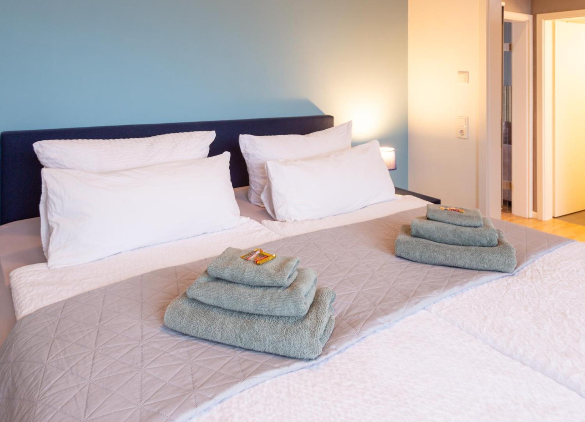 Апартаменти Micasa Ol - Modernes Penthouse - Stellplatz - Kueche - Wlan - Dachterrasse Ольденбург Екстер'єр фото