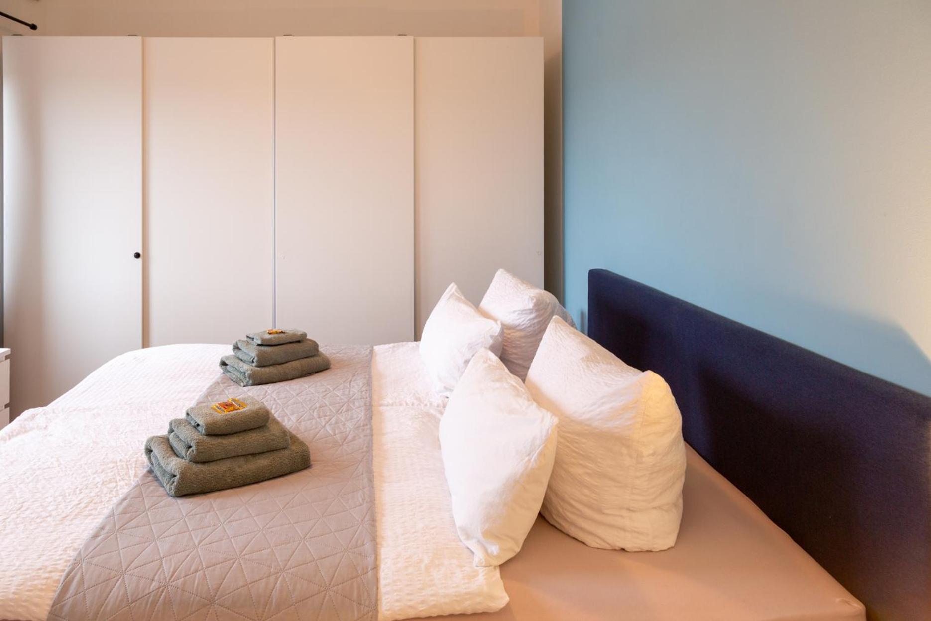 Апартаменти Micasa Ol - Modernes Penthouse - Stellplatz - Kueche - Wlan - Dachterrasse Ольденбург Екстер'єр фото
