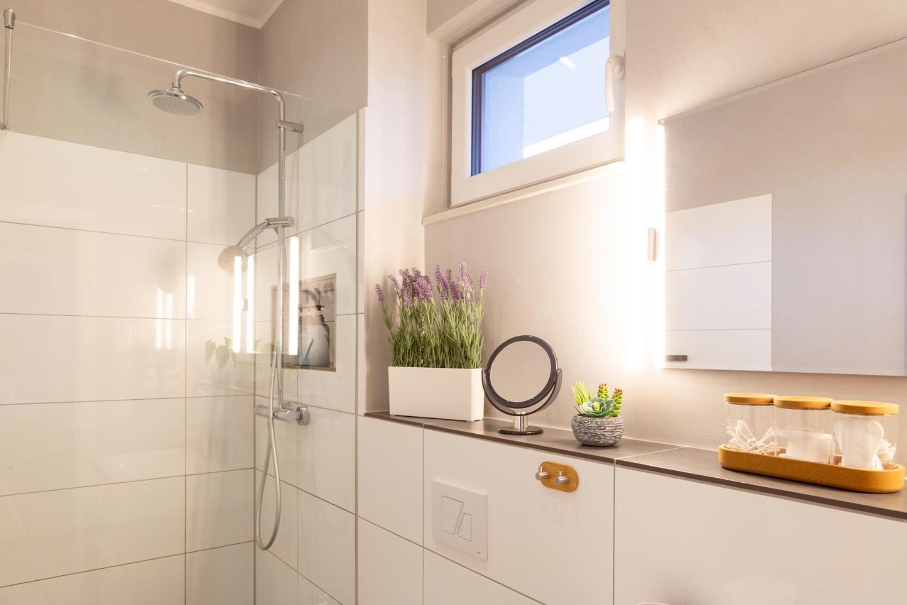 Апартаменти Micasa Ol - Modernes Penthouse - Stellplatz - Kueche - Wlan - Dachterrasse Ольденбург Екстер'єр фото